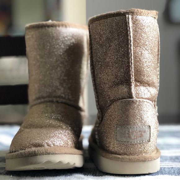 gold uggs toddler